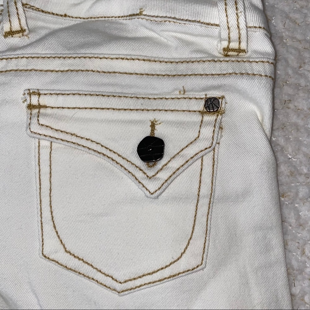 Hot Kiss Skinny White Jeans - Picture 9 of 11